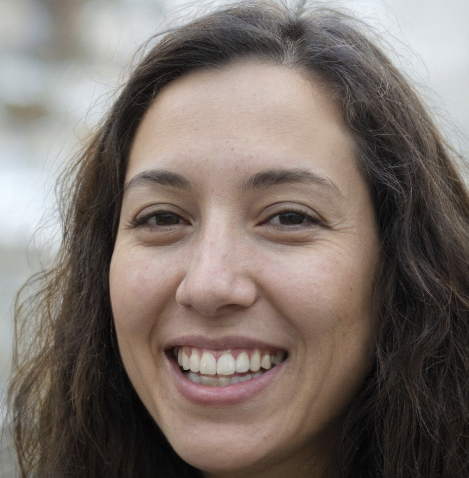 Sarah - Dubai Food & Restaurant Expert